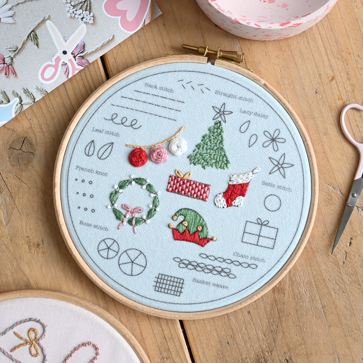 Christmas Beginner Embroidery Kit- Free UK Delivery